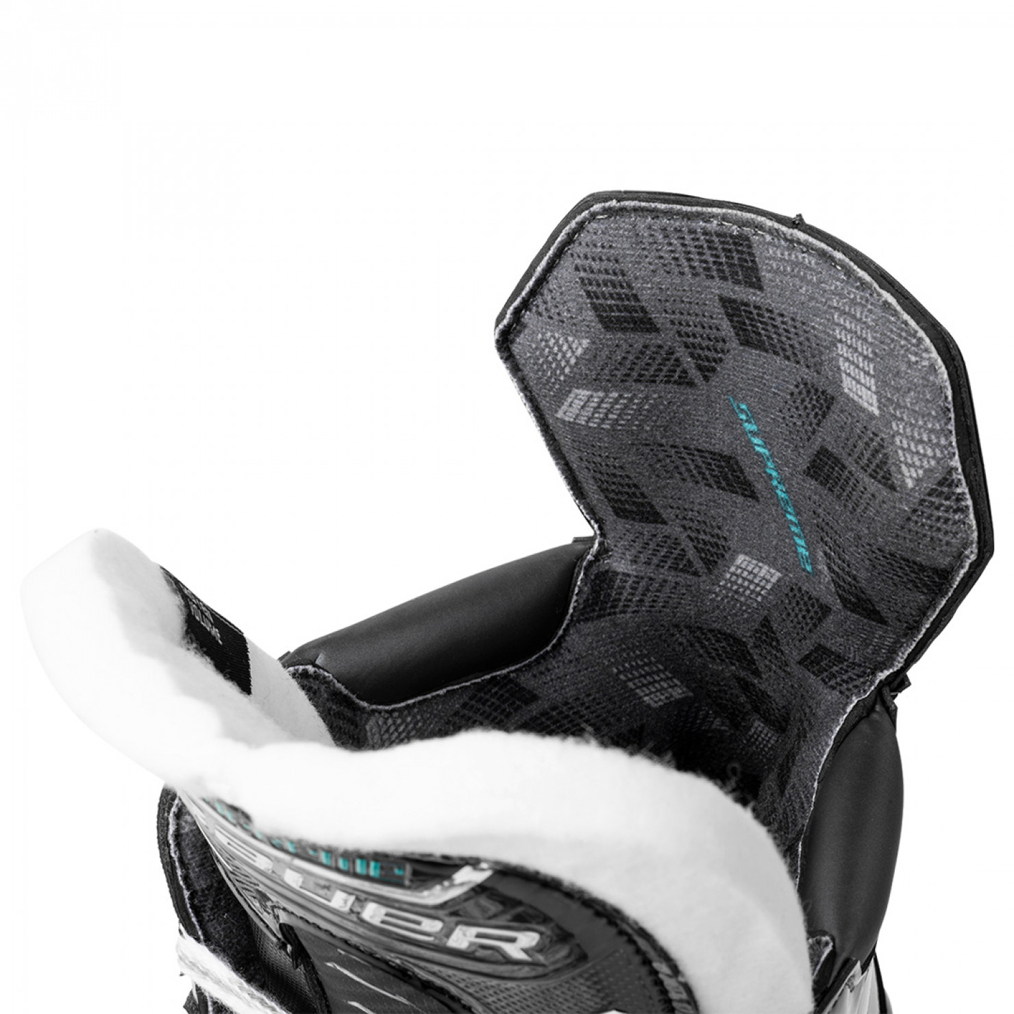 Коньки BAUER S26 SUPREME F40 SR