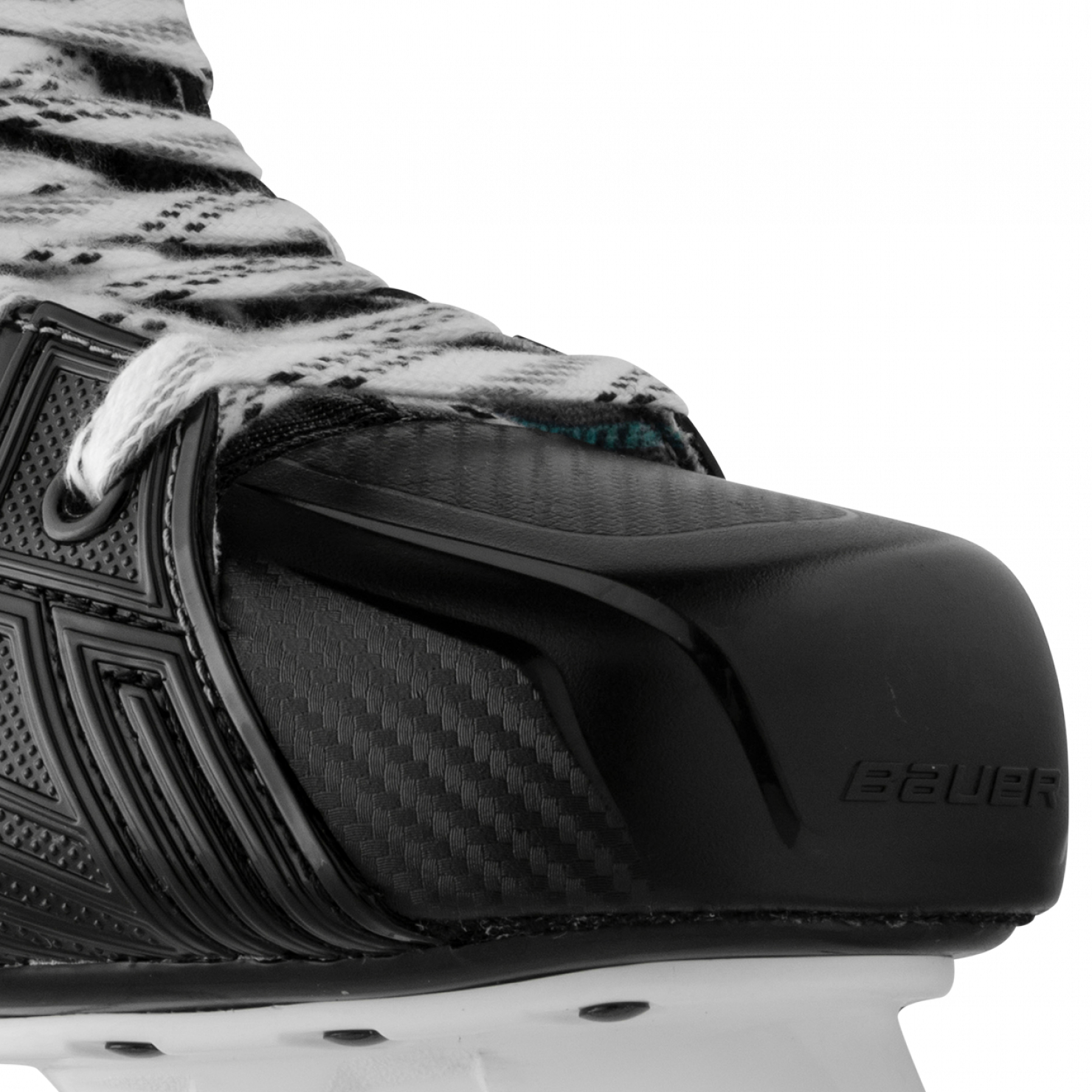 Коньки BAUER S26 SUPREME F40 INT
