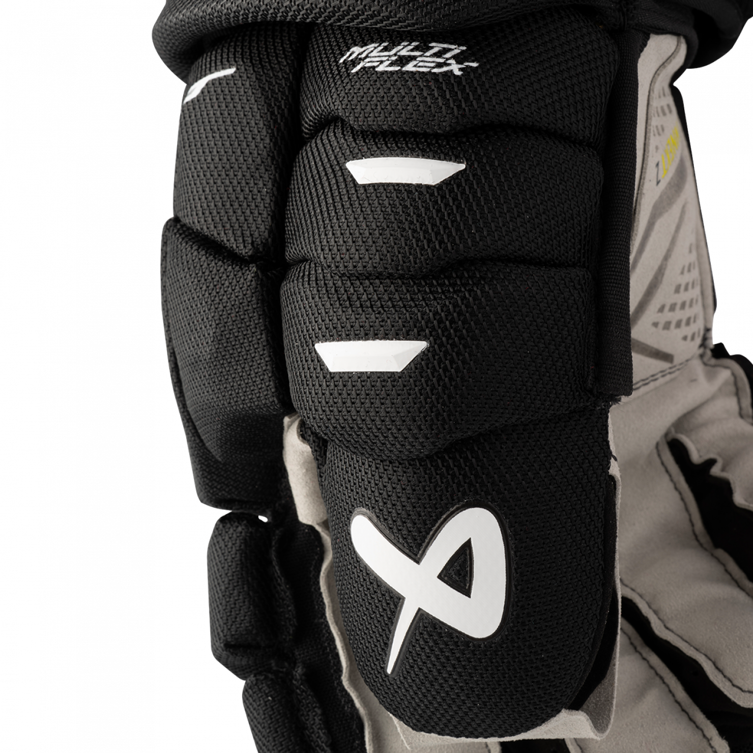 Перчатки BAUER S26 SUPREME FUSE SR MT