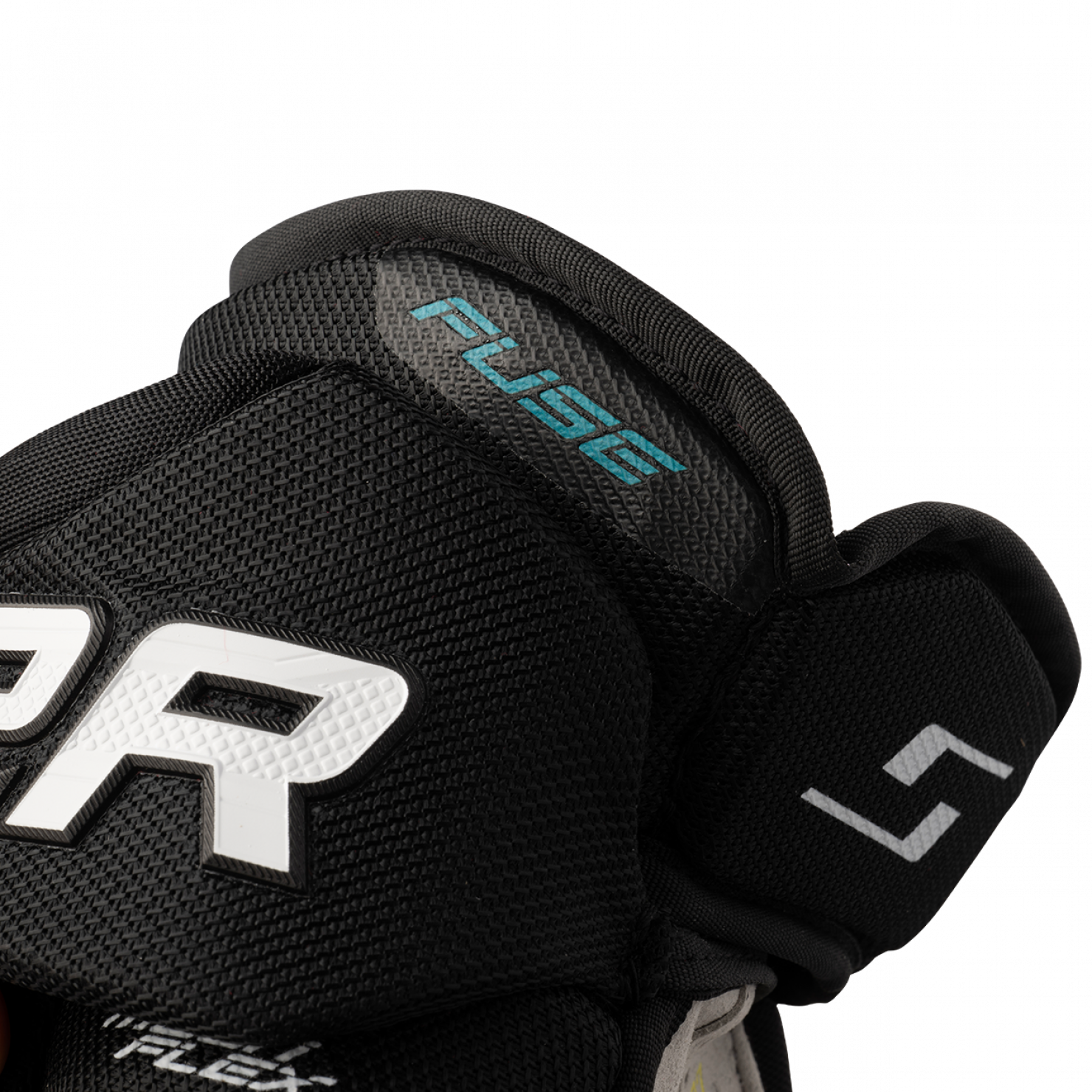 Перчатки BAUER S26 SUPREME FUSE SR MT